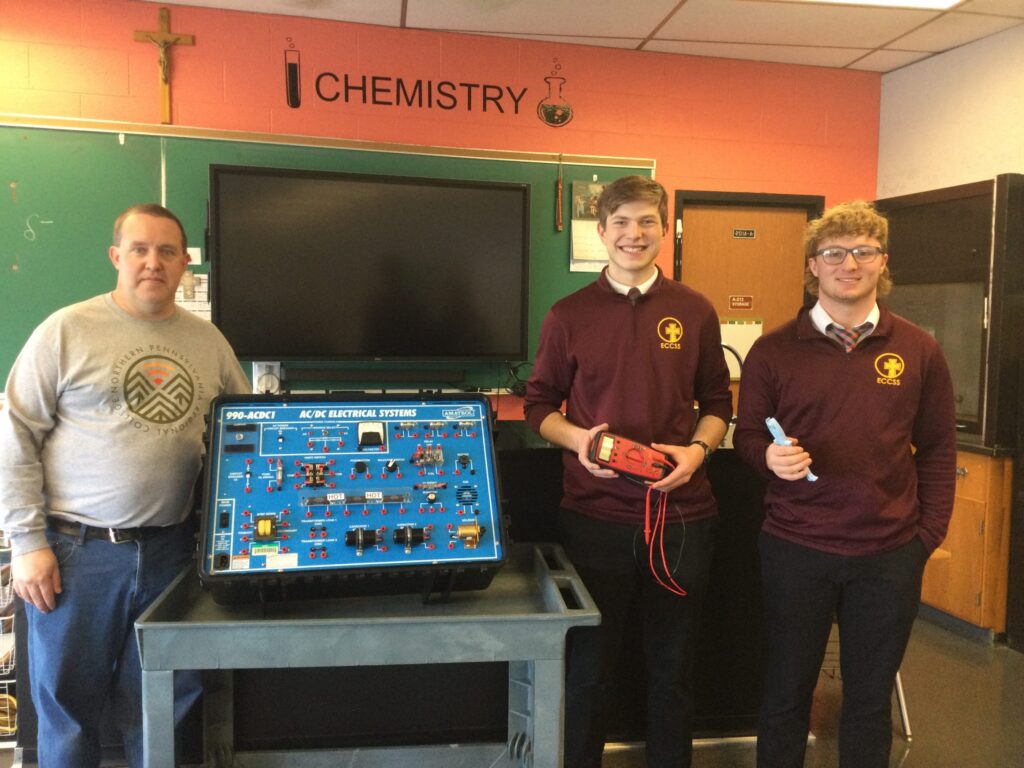 ST. MARYS: ECC launches industrial maintenance/tech program