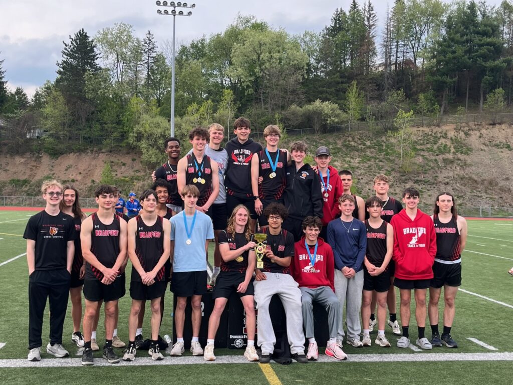 Owls take first place at the District 9 Central League Championships