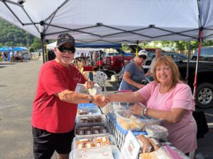 Bradford Farmers Market Gives Back
